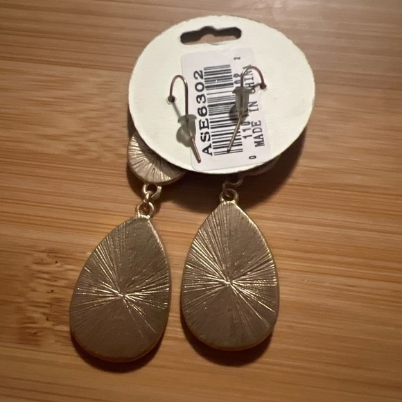 ASHLYN ROSE ROYAL BLUE And GOLD GLITTER TEAR DROP DANGLE EARRINGS - Picture 9 of 9